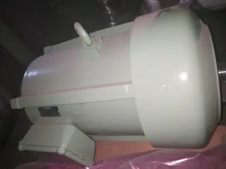 Электродвигатель 2 kw 50Hz 380-420V новый немецкий