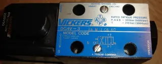 Гидрораспределитель DG4V-3-2A ~ 220V (Vickers), цена 4500,00 руб