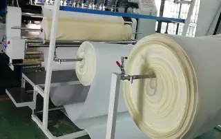 Высокоскоростная компьютеризированная многоигольная стегальная машина с цепным стежком
