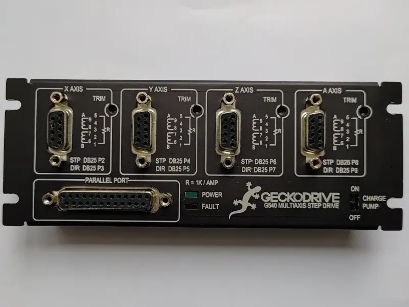 Контроллер шаговых двигателей Geckodrive