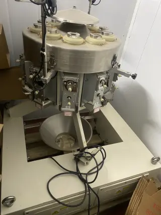 ЛИНИЯ УПАКОВКИ ФЛОУ-ПАК ВЕРТИКАЛЬНАЯ SZ-V-420