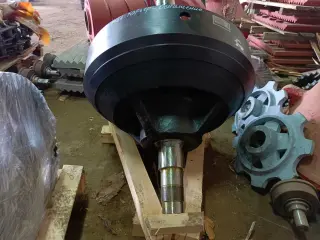 Конус дробящий в сборе КСД-900, СМД-120