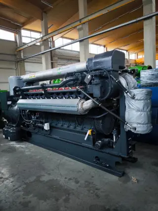 Jenbacher J320 — 1006 кВт — 0 м/ч после заводского восстановления — в наличии в РФ — с НДС