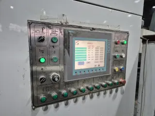 Автоматическая линия ZXE300, 2014 г.в. для изготовления четырехклапанных ящиков из гофрокартона