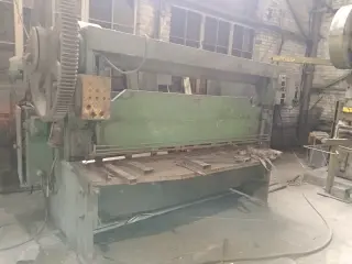 Гильотина Н3118