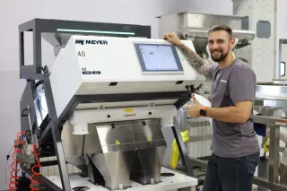 Презентация новой модели оптического сортировщика Meyer 120 M2 на Всероссийском дне поля