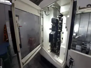 Токарно-фрезерный центр с ЧПУ DMG MORI NTX 2000/1500 SZM