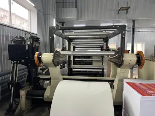 Флаторезка машина SBL NSC-1400, 2003 г.в. 2 рольные зарядки. Ширина роля 1400 мм