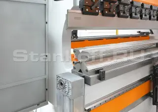 Листогибочный гидравлический пресс Power Bend FALCON 3100/175