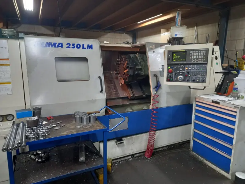 Токарный станок с ЧПУ DOOSAN - Puma 250 LMB с оьсю С приводной инструмент 6471 = Mach4metal