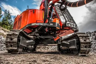Запчасти гусеничного хода буровых установок SANDVIK