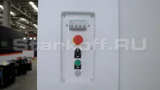Высокомощный оптоволоконный лазерный станок в защитной кабине XTC-2060G/20000 Raycus