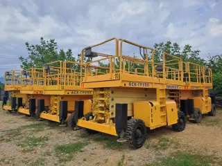 Строительный ножничный подъёмник - Продажа самоходных подъёмников -Купить подъемники бу с НДС