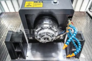 5-ти координатный обрабатывающий центр JVU-650 CNC