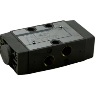 Пневмораспределитель 0820 222 002 BOSCH