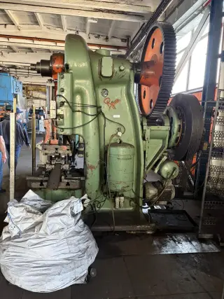 Эксцентриковый пресс RIJVA EP 180 TYPE 511F, линия холодной штамповки