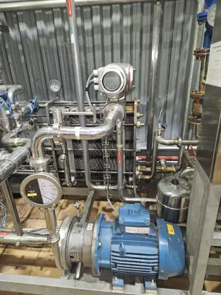Линия по производству газированных и негазированных напитков на базе прозрачных соков с консервантами, производительностью 10 000л/час