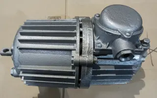 Гидpoтoлкатeли ТЭ-16, ТЭ-25, ТЭ-30, ТЭ-50, ТЭ-80, ТЭ-200 для Кoлодoчных тopмозов ТКГ-100, 160, 200, 300, 400, 500, 600