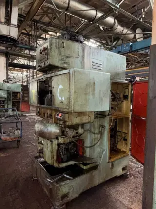 Зубошевинговальный станок 5702 (40235, зав. №532)