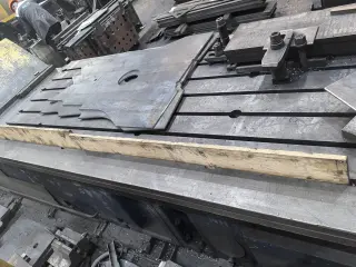 Продольный строгально-фрезерный станок 7216Г