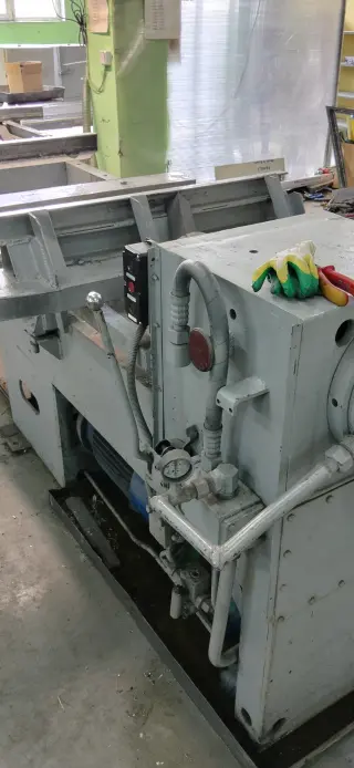 Пресс горизонтальный 100т