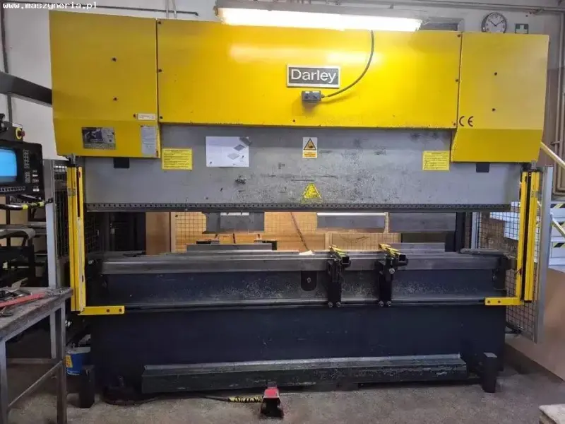Гидравлический листогибочный пресс с ЧПУ DARLEY EHP-L 110 31/25