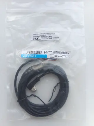 Кабель с разъемом М8, 3pin. XS3FLM8PVC3A2M