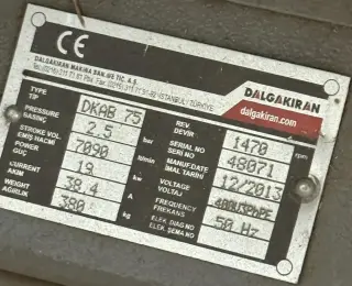 Поршневой компрессор Dalgakiran DKAB 75