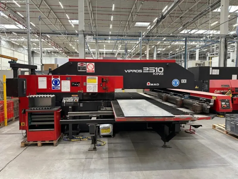 Координатно-вырубной пресс AMADA VIPROS 2510 KING