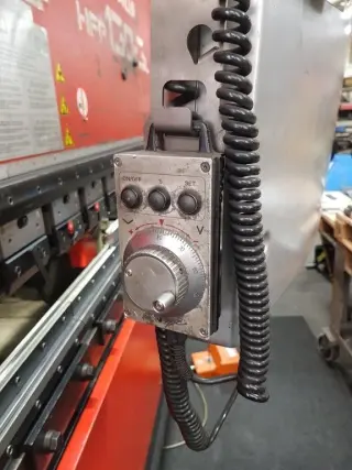 AMADA HFP 130-3L