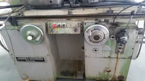 Отремонтированный шлифовальный станок