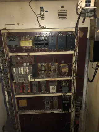 Полуавтомат профиленакатной двухроликовый А9521