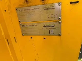 Жатка зерноуборочная New Holland 30V