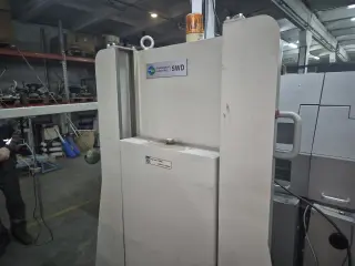 Стапелеподемник SJC1000A