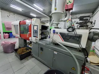 Термопластавтомат бу Bole 160 HS