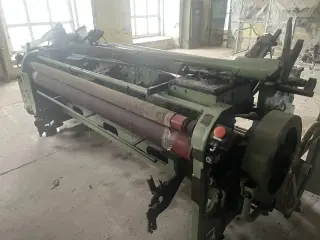 Ткацкие станки СТБ-2-180, год выпуска 2019, в 2022 остановились, в отличном состоянии, двух цветные, полный комплект,готовы к погрузке