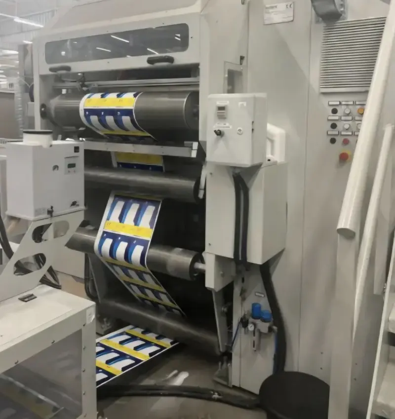 Flexoprinting BOBST M6 + MilltexSheeter