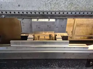 Гидравлический листогибочный пресс с ЧПУ DARLEY EHP-L 110 31/25