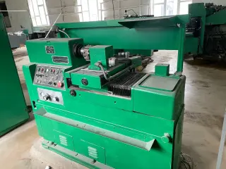Станок токарно-винторезной СТР-125