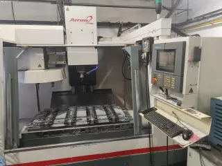 Вертикальный обрабатывающий центр с ЧПУ CINCINNATI ARROW 1250