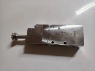 3N54-015-02 SS316 Распределитель 5/2 моностабильный. Нержавеющая сталь 316
