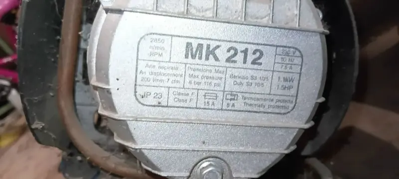 Компрессор масляный 50 л. головка MK 212