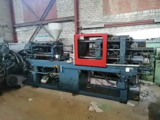 KUASY 400/100 термопластавтомат