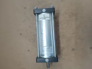 Пневмоцилиндр JAUDT D-86167 р max = 1.0MPa