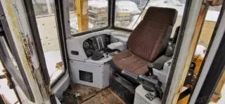 Гусеничный бульдозер Т11.01Я1РБ-1, 2005 г.в. На ходу, комплектен. Требует текущего ремонта двигателя (пробита прокладка ГБЦ)