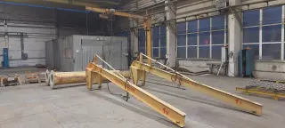 Кран консольный на колонне с ручным поворотом на 360rp., г/п=1тн, высота колонны = 4м, вылет стрелы=6м