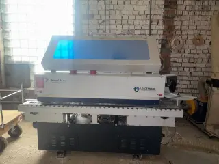 Кромкооблицовочный станок WoodMac StartEdge LM 220
