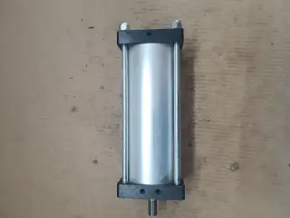 Пневмоцилиндр JAUDT D-86167 р max = 1.0MPa