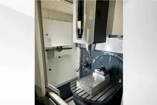 Фрезерный обрабатывающий центр DMG MORI CMX 70 U пятиосевой