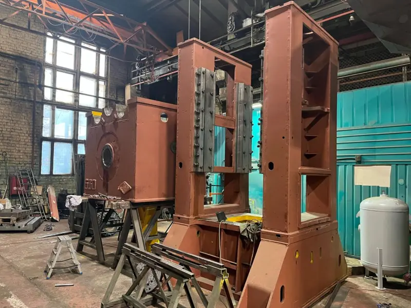 Пресс механический К2538 усилием 630 тонн